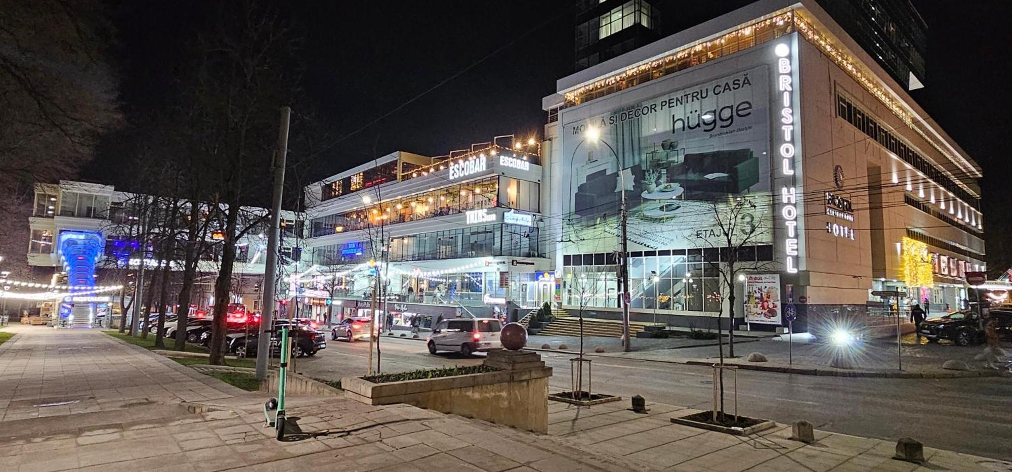 Park & Pedestrian Zone Apartment For4 Chisinau Exterior foto